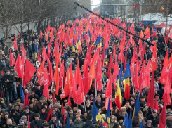 Социалисты созывают общегражданский митинг 