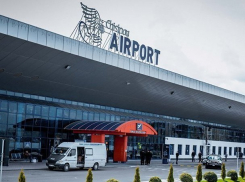 Контрабандные сигареты попытался вывезти из Кишинева в Париж наивный мужчина