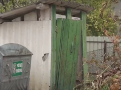 Деревянных туалетов по-прежнему много в молдавской столице