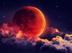 Ночь лунного затмения в Молдове будет ясной: погода на среду