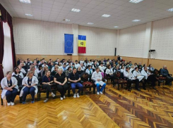 Врачи объявили об акте неповиновения из-за ликвидации больницы Тома Чорбэ