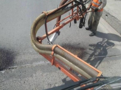 В столице началось пломбирование дорог