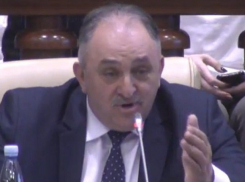 Чудовищные конфузы произошли у молдавского либерала с двенадцатью стульями и гусями Паниковского