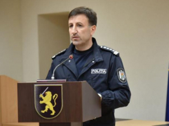 Полицейских, толпой избивших администратора базы отдыха, уволили и понизили в звании