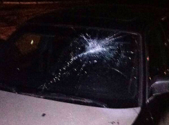 Обуреваемый пьяной яростью подросток покорежил припаркованные автомобили в Тирасполе