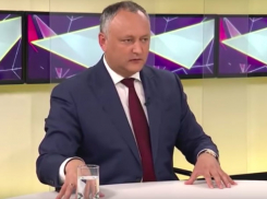 Меня нечем шантажировать ни на Западе, ни на Востоке, - Додон
