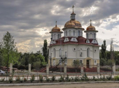 В гимназии Купчинь выявили фиктивных учениц