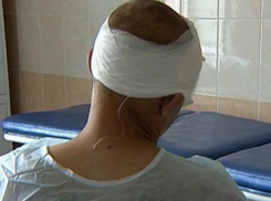 Обвиняемый в изнасиловании Вячеслав Платон вырвался из рук конвоира и ударился головой о землю