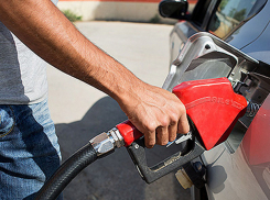 Значительное подорожание топлива перед пасхальными праздниками станет неприятным сюрпризом для молдаван