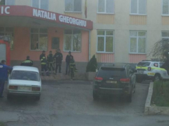 Срочно: В столичном лицее вспыхнул пожар, всех учеников экстренно эвакуировали