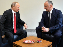 Сложности в молдо-российских отношениях обсудили Додон и Путин