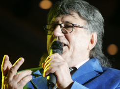 Календарь: 14 марта родился известный музыкант Михай Долган