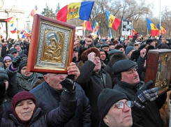 Вчерашний протест в Кишиневе глазами фотографа 