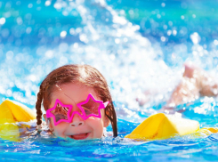 Маленькая девочка утонула в бассейне, а женщина - в водоеме Молдовы