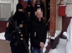 Рецидивист избил и ограбил мужчину, который зашел в его квартиру в Кишиневе