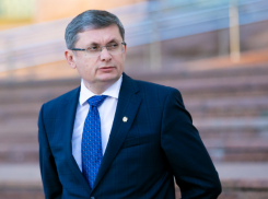 Гросу призвал жителей Молдовы экономить электроэнергию: «У папы нет Кучурганской ГРЭС в огороде»