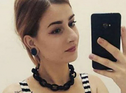 Девушку с татуировкой из Молдовы нашли мертвой в Финсбери-парке Лондона 