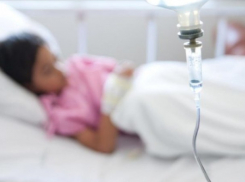 Чуть не утонул дома: годовалый малыш госпитализирован в тяжелом состоянии 