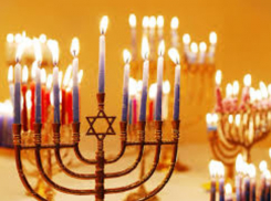 Додон поздравил еврейскую общину Молдовы с Ханукой