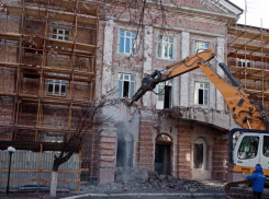 Что останется от исторического здания в центре Кишинева?
