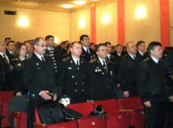 Реформа в МВД Молдовы: младшие сержанты стали «агентами», а полковники - «главными комиссарами»