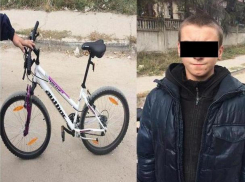 Серийного похитителя велосипедов у магазинов схватили в столице
