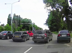 Драка таксиста с румынским водителем в Кишиневе попала на видео 