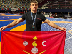 Молдавский борец Василий Дьякон стал чемпионом международного турнира в Турции
