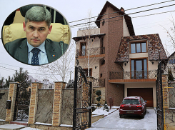 Роскошная вилла министра Жиздана, построенная «не на ворованные деньги», попала на видео 