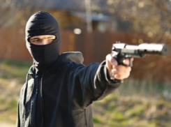 Молдавский микроавтобус обстреляли на трассе в Румынии после дорожного конфликта