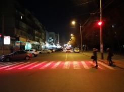 В Кишиневе некоторые «зебры» подсветили специальными фонарями