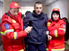 Единственного выжившего в автокатастрофе с тремя погибшими в России гражданами Молдовы доставили в Кишинев