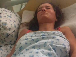 Девушка сорвалась с большой высоты в столичном парке аттракционов и сломала позвоночник