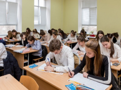 Детей в школах будут учить, как правильно голосовать на выборах