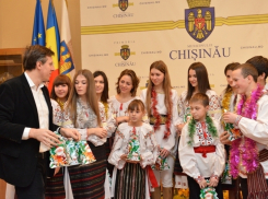 Примэрия Кишинева потратит 80 тысяч леев на колядующих