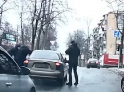 Жестокую спецоперацию украинской полиции сняли на видео