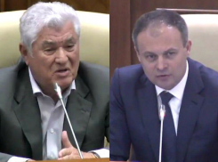 «Мафиозную разборку» с привлечением американцев и румын устроили в парламенте Воронин и Канду 