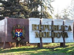 Нет конца потоку человеческому - в Молдове становится все больше людей