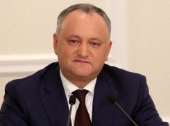 Игорь Додон поздравил Александра Вучича с избранием на пост президента Сербии