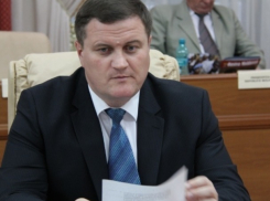 Экс-замглавы МВД и его фин арестованы на 30 суток за вымогательство денег