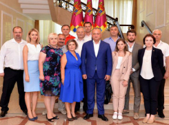 Додон заявил о новом этапе легализации граждан Молдовы в России