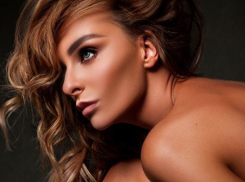 Самая сексуальная звезда Comedy Woman показала свои прелести на обнаженных фото