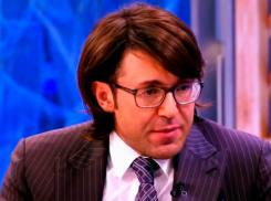 Ток-шоу «Пусть говорят» нанесло сокрушительный удар по Андрею Малахову