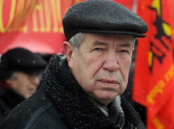 Известный политик-коммунист ушел из жизни после поездки к кандидату в президенты России