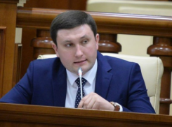 Односталко: Санду говорит о коррупции, но не видит коррупцию у себя под боком
