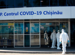 Нарушения в Центре COVID на Moldexpo: никакой социальной дистанции, никаких масок и визиты родственников