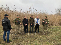 5 000 долларов с человека: полиция задержала мужчину, обиравшего беженцев из Украины