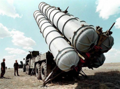 Срочно! Обломки ракеты С-300 упали в селе Кицканы