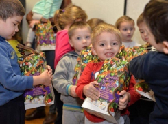 Власти двух районов Молдовы уже более трех месяцев не платят пособия детям-сиротам