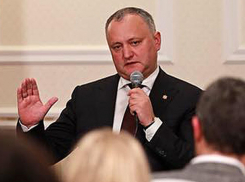 Место некоторых кандидатов за решеткой, а не во власти, - президент раскритиковал перестановки в правительстве 